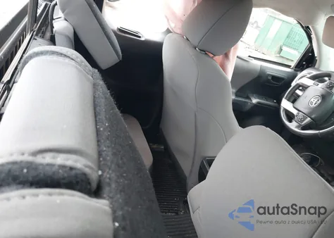 2016 Toyota Tacoma Sr5 V6 z USA, uszkodzony, nr VIN 5TFSZ5AN3GX015275